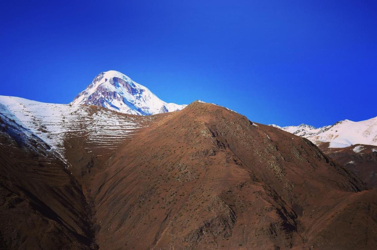 Ia'S Guest House Kazbegi Ngoại thất bức ảnh