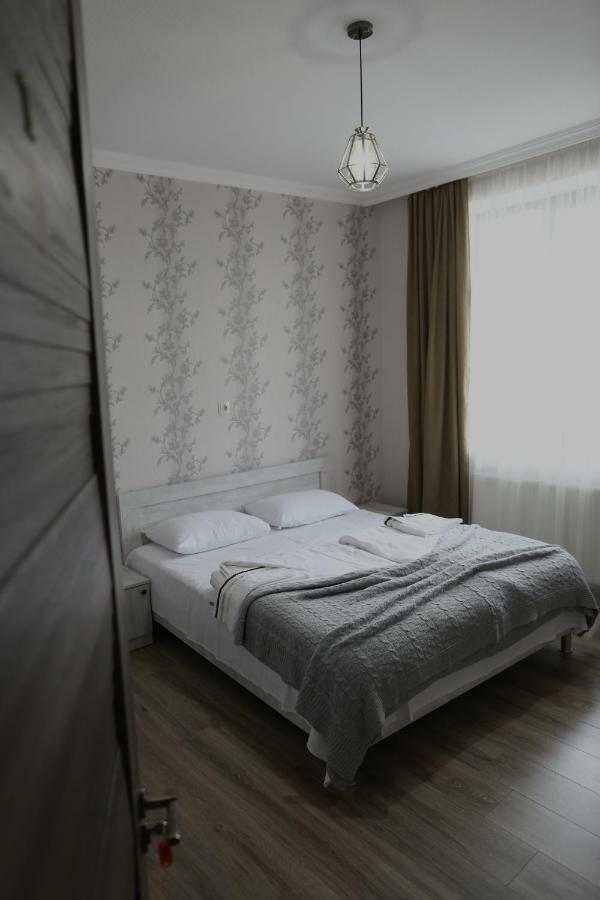 Ia'S Guest House Kazbegi Ngoại thất bức ảnh