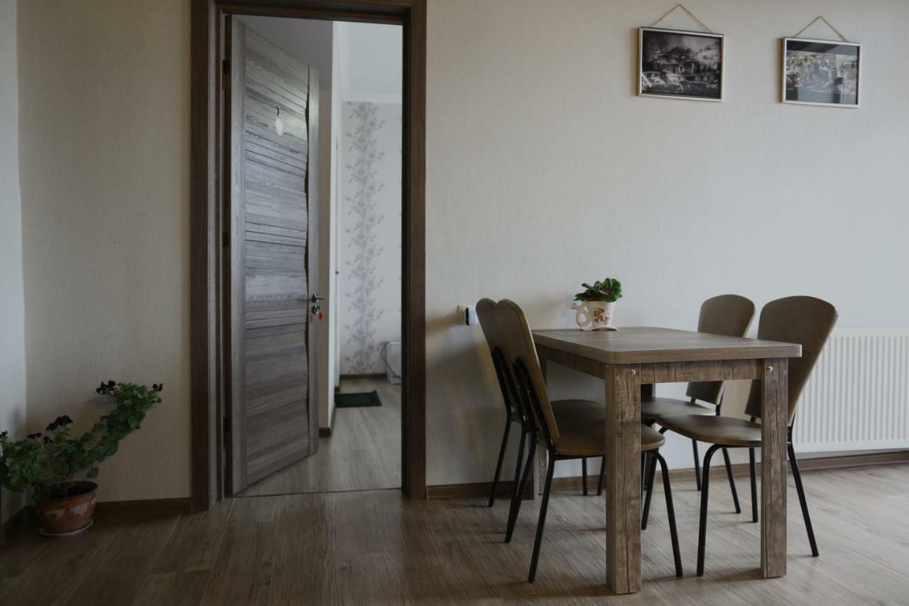 Ia'S Guest House Kazbegi Ngoại thất bức ảnh