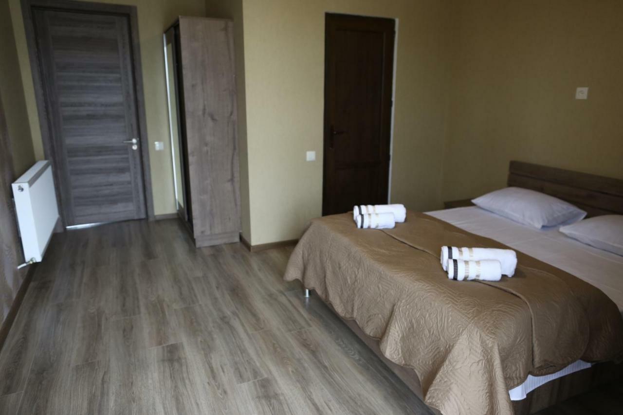 Ia'S Guest House Kazbegi Ngoại thất bức ảnh